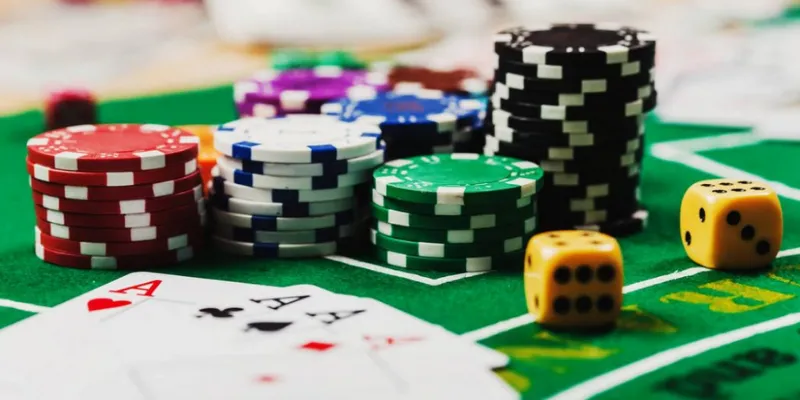 Những kinh nghiệm và bí quyết chơi poker bất bại 